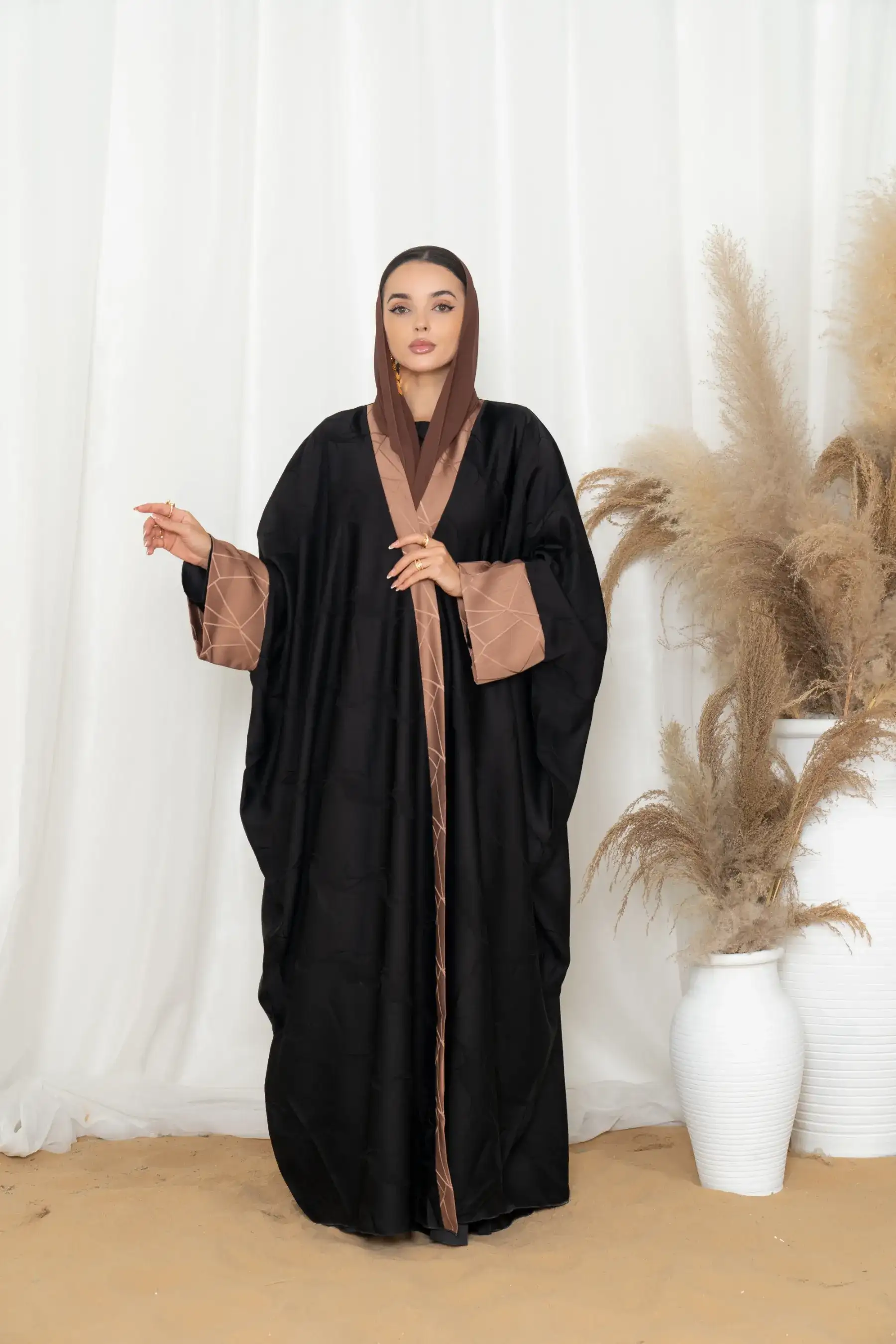 Amber Knot Abaya-BLACK