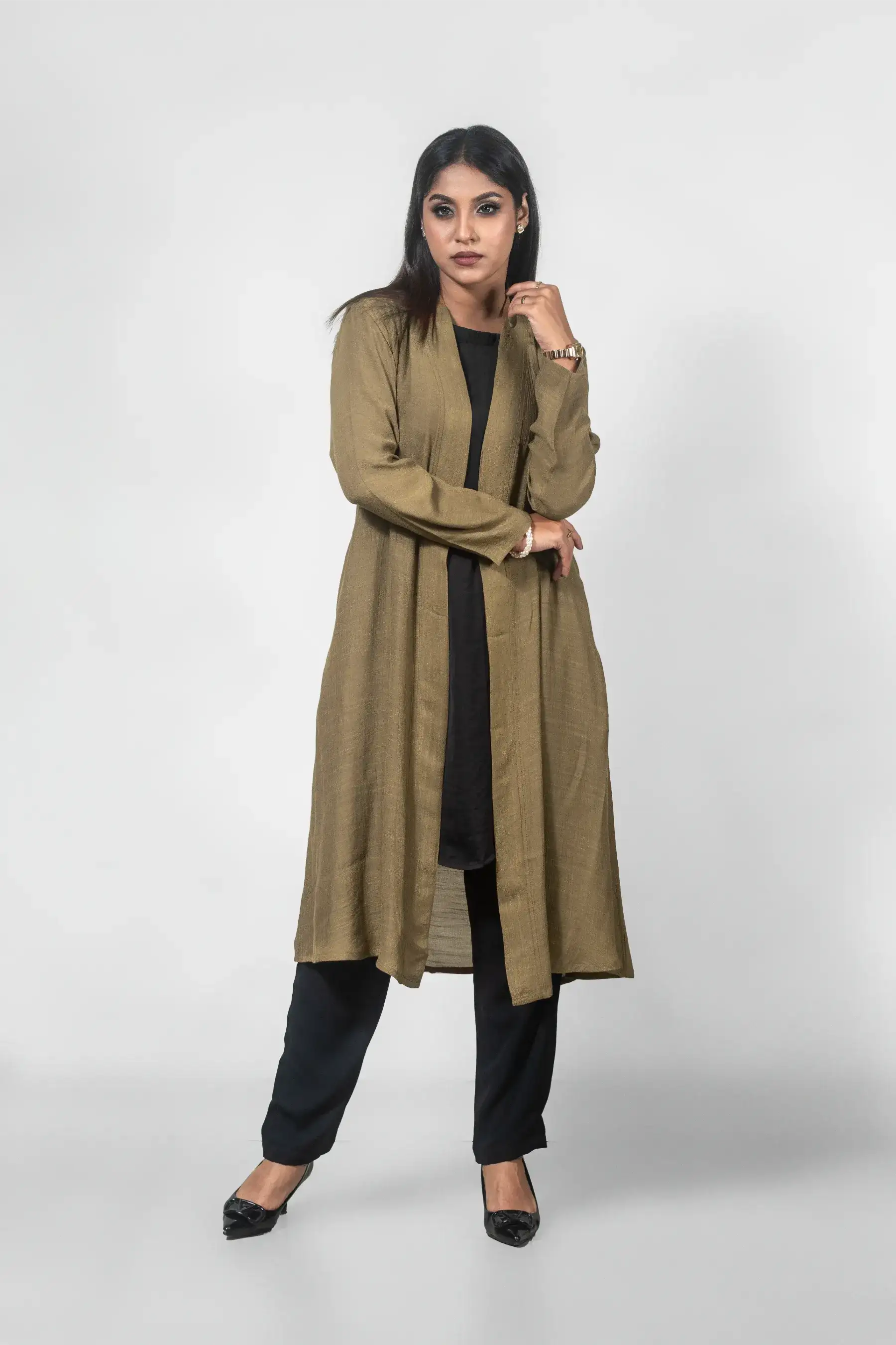 Border Shrug - Mocha