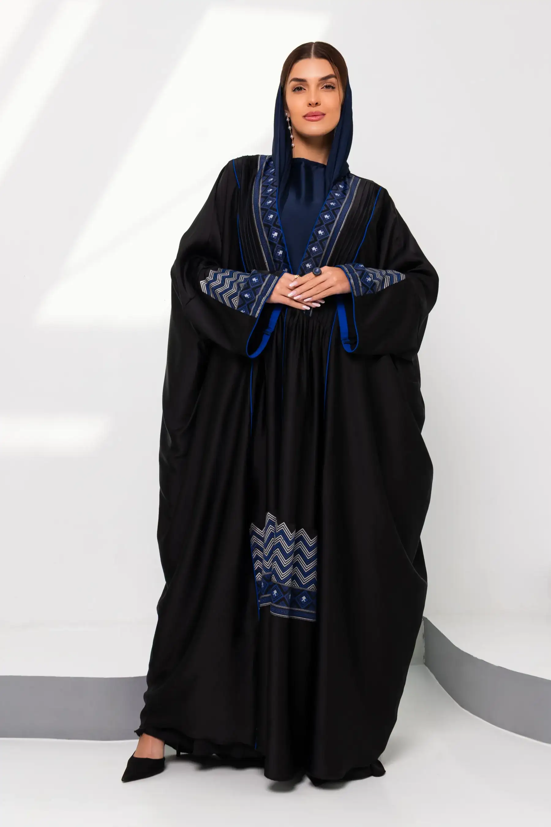 Zahril Knot - Black