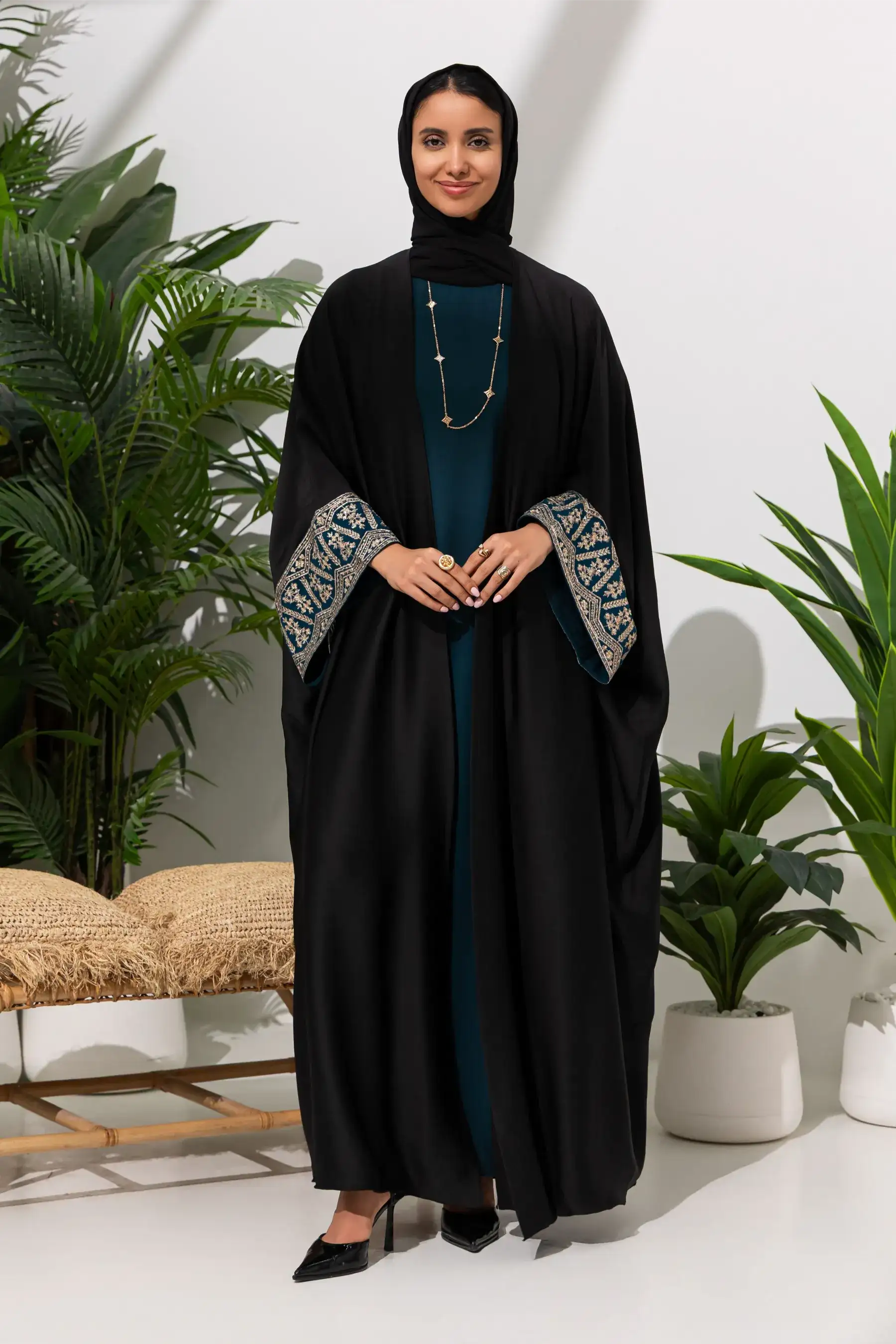 VANARSY KNOT - BLACK
