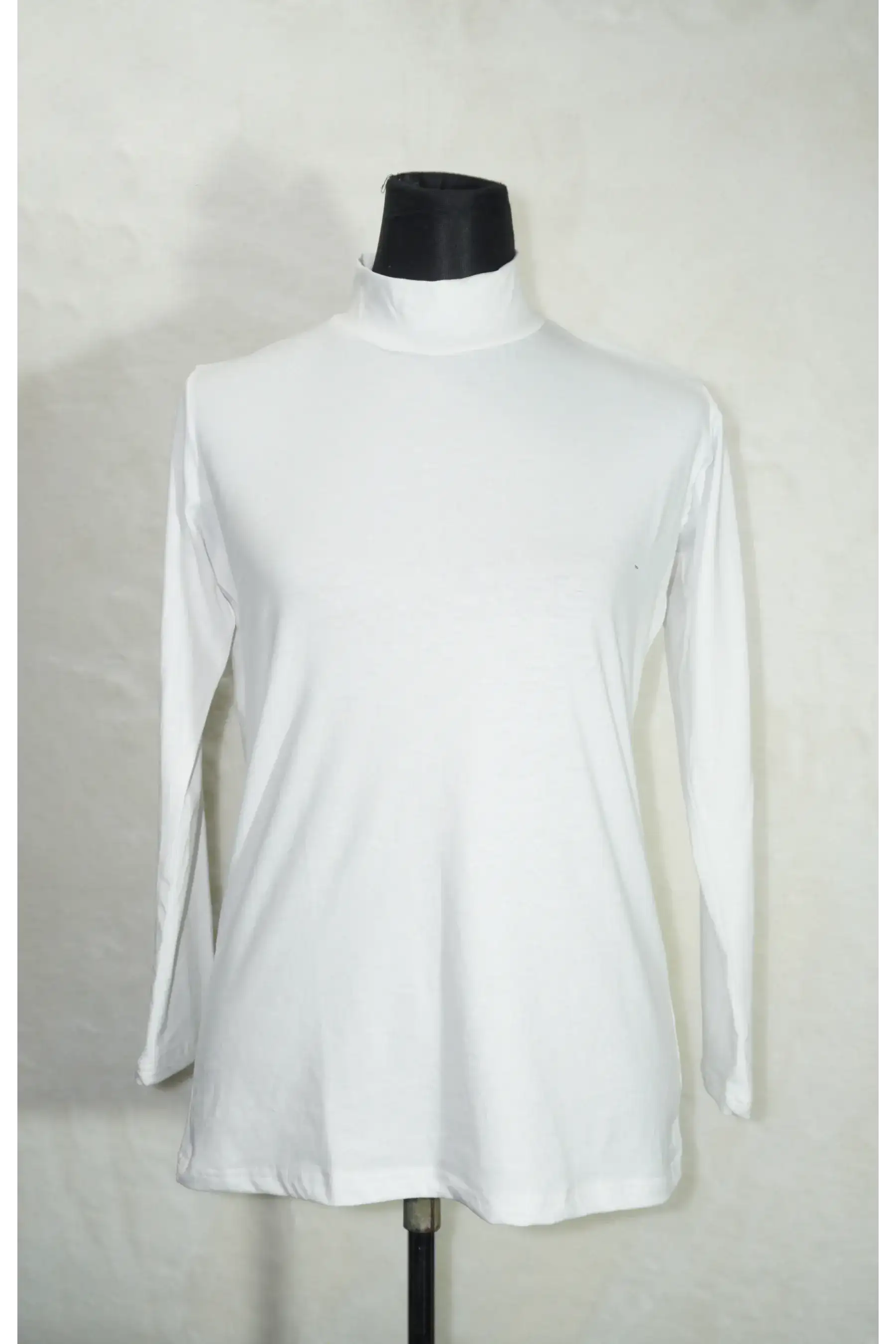 Turtle Neck - WHITE