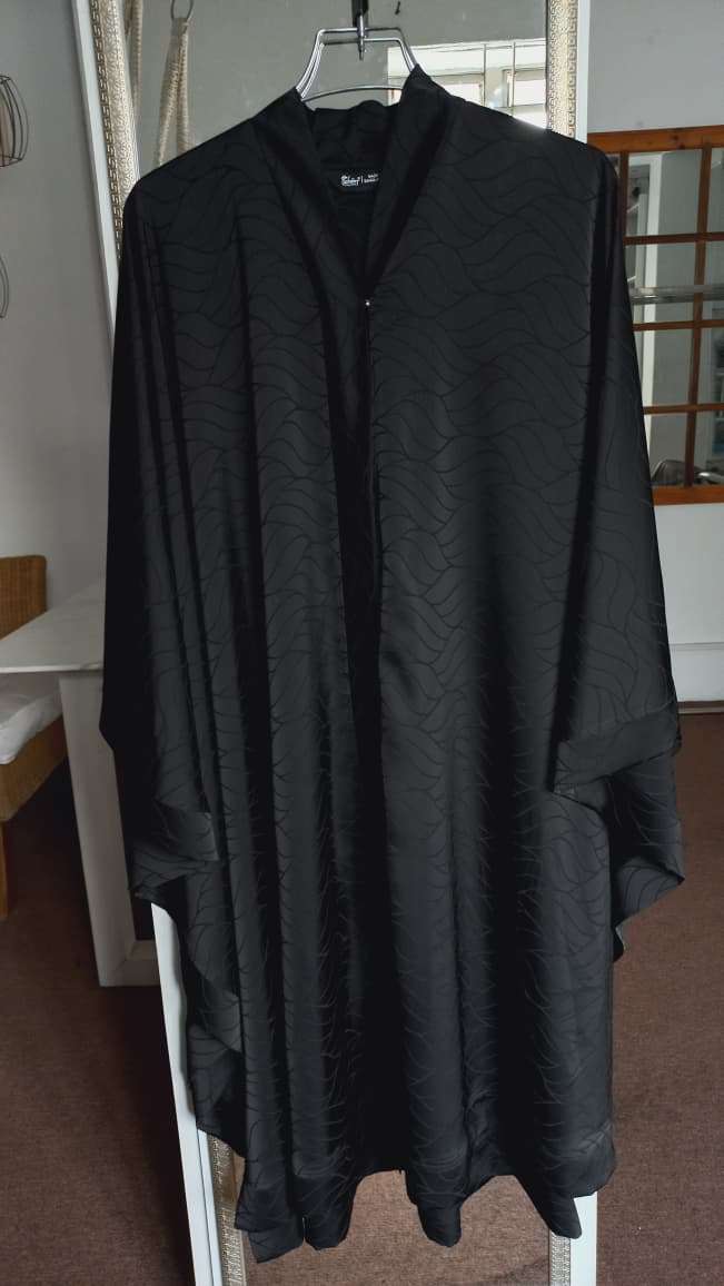 Ciro Cloak - Black
