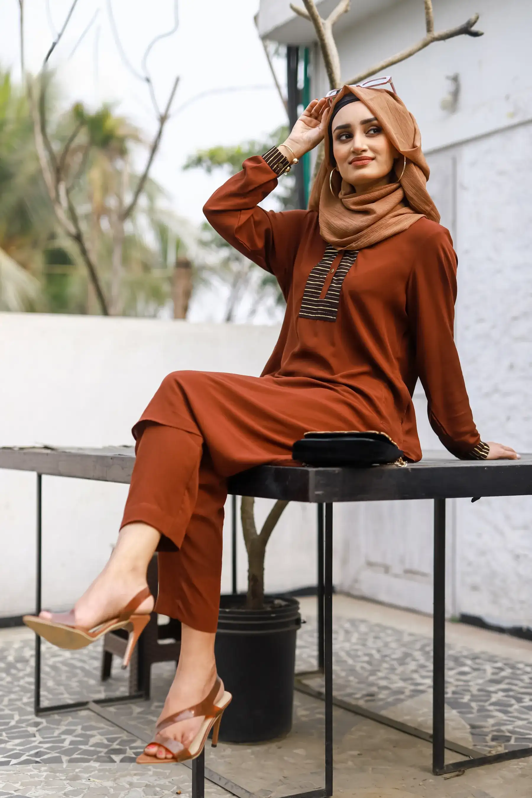 Exclusive Linen Kabli Set - COFFEE