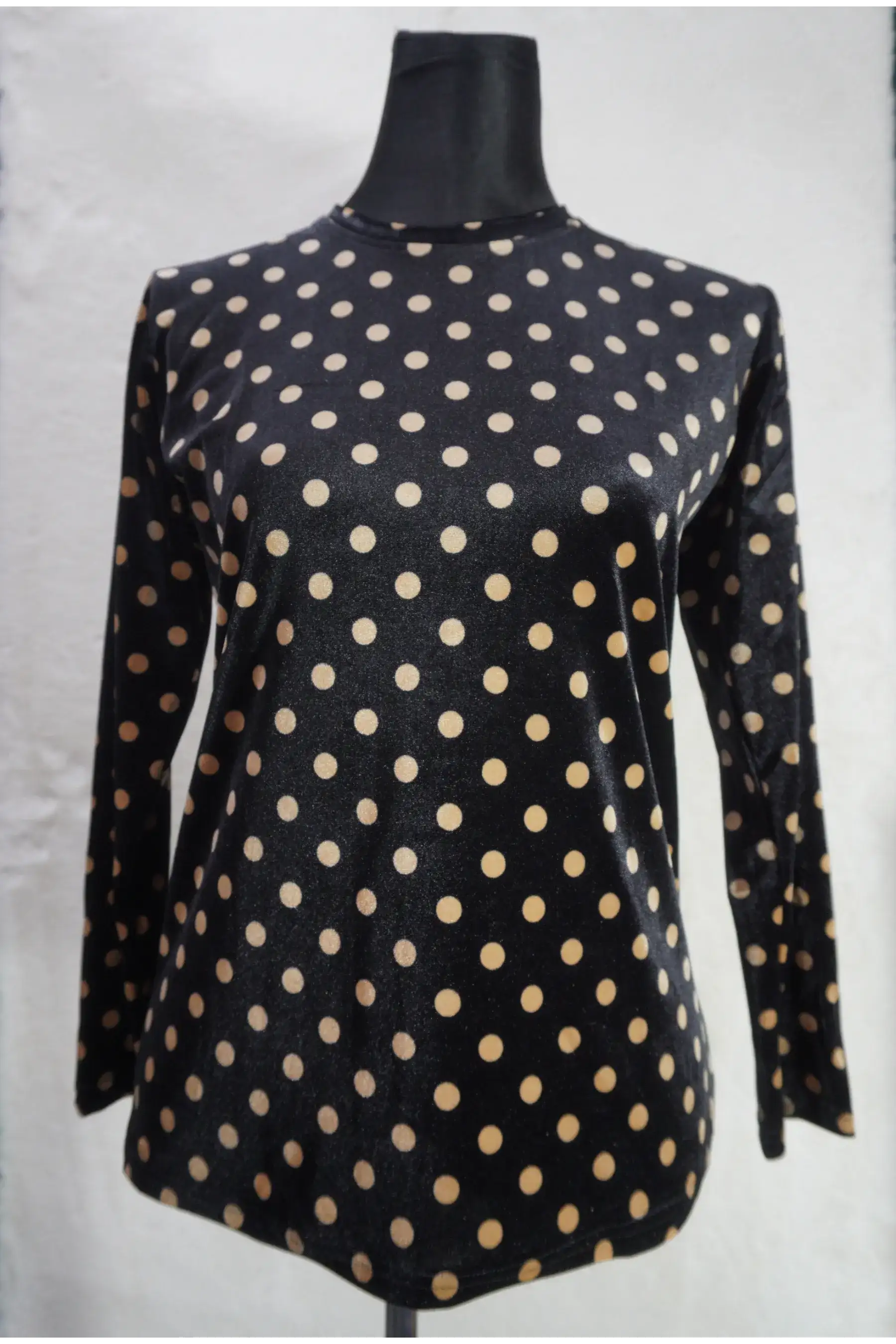 Velvet Dot Top - BLACK
