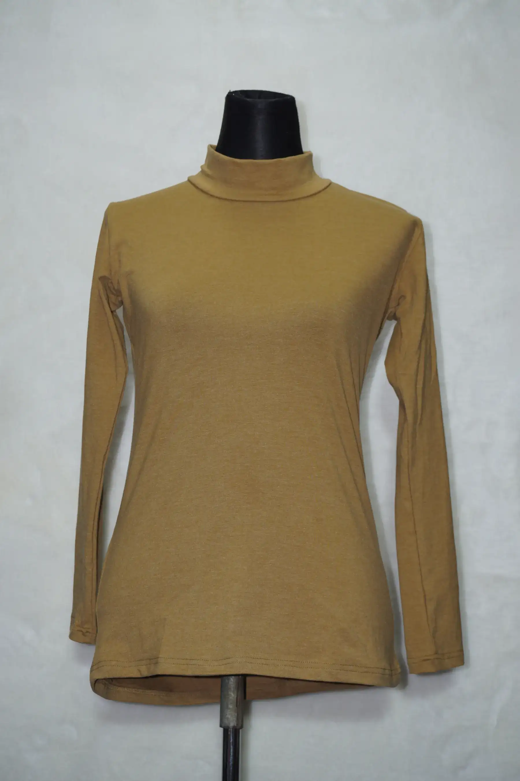 Turtle Neck - MUSTARD