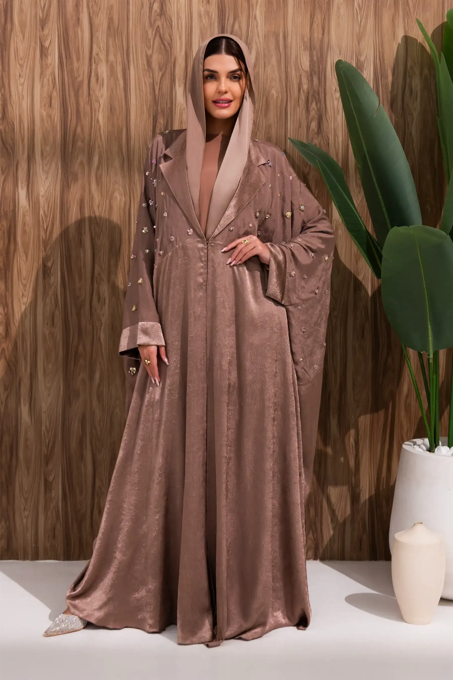 Raya Knot - SandalWood