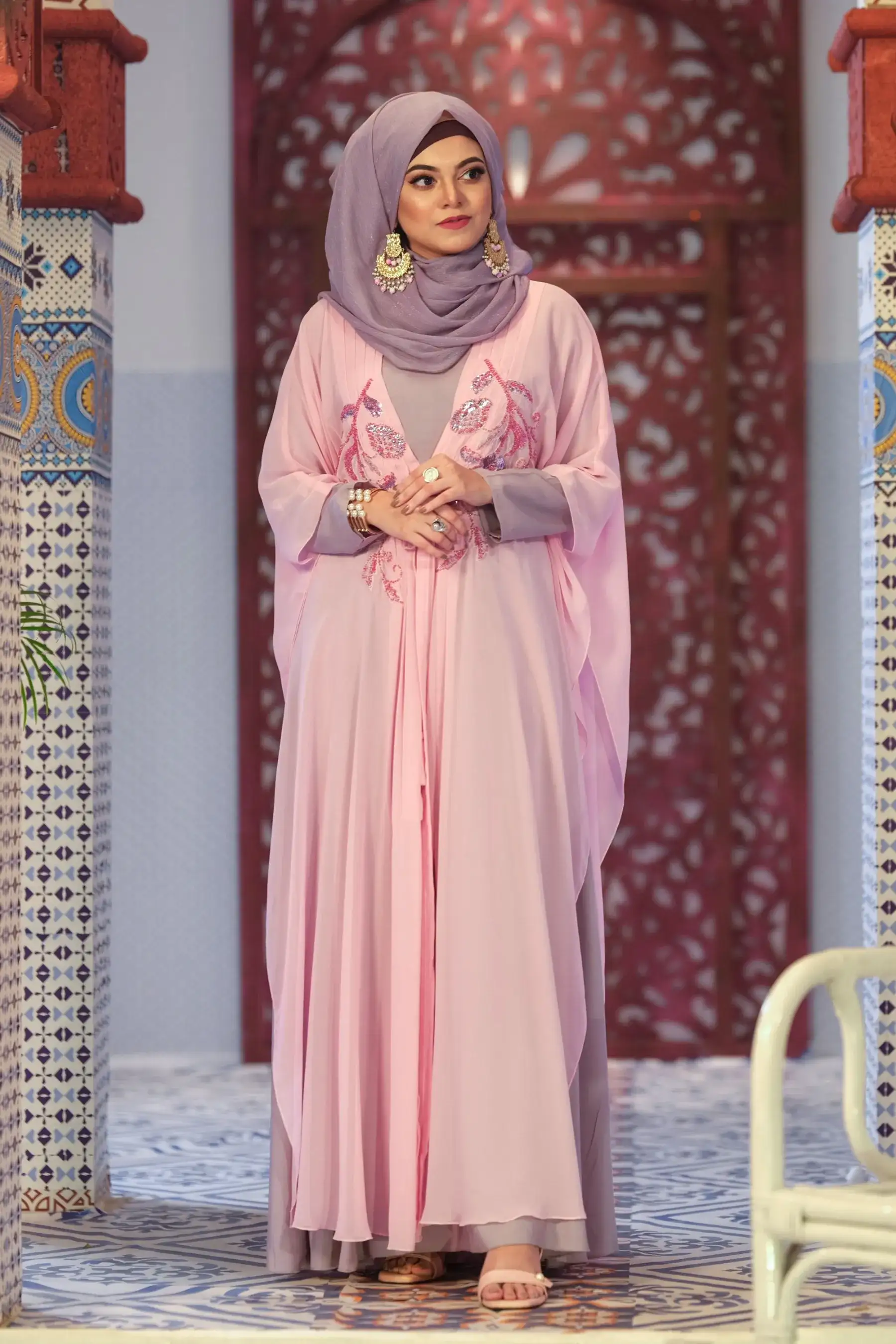 Helen Tassel Cape - PINK