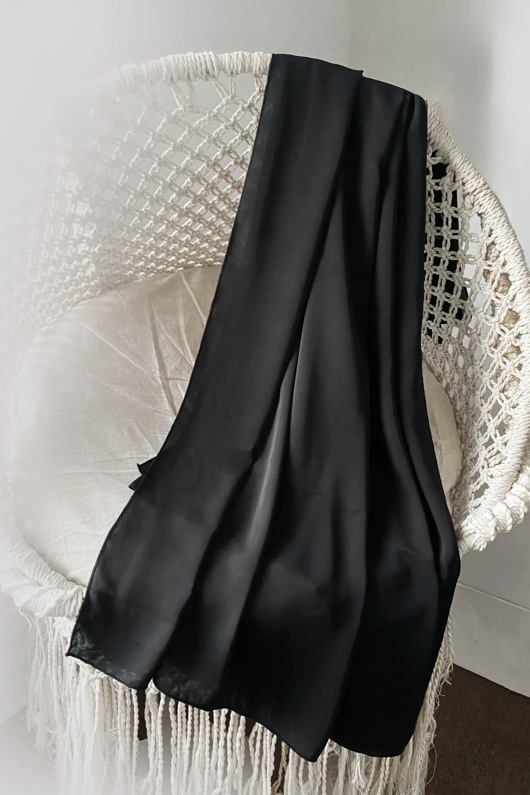 Black – Cherry Scarf